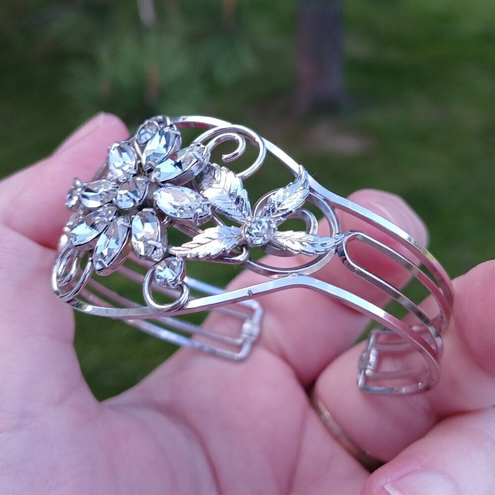 Vintage Krementz Rhinestone Cuff Bracelet - Picture 2 of 13